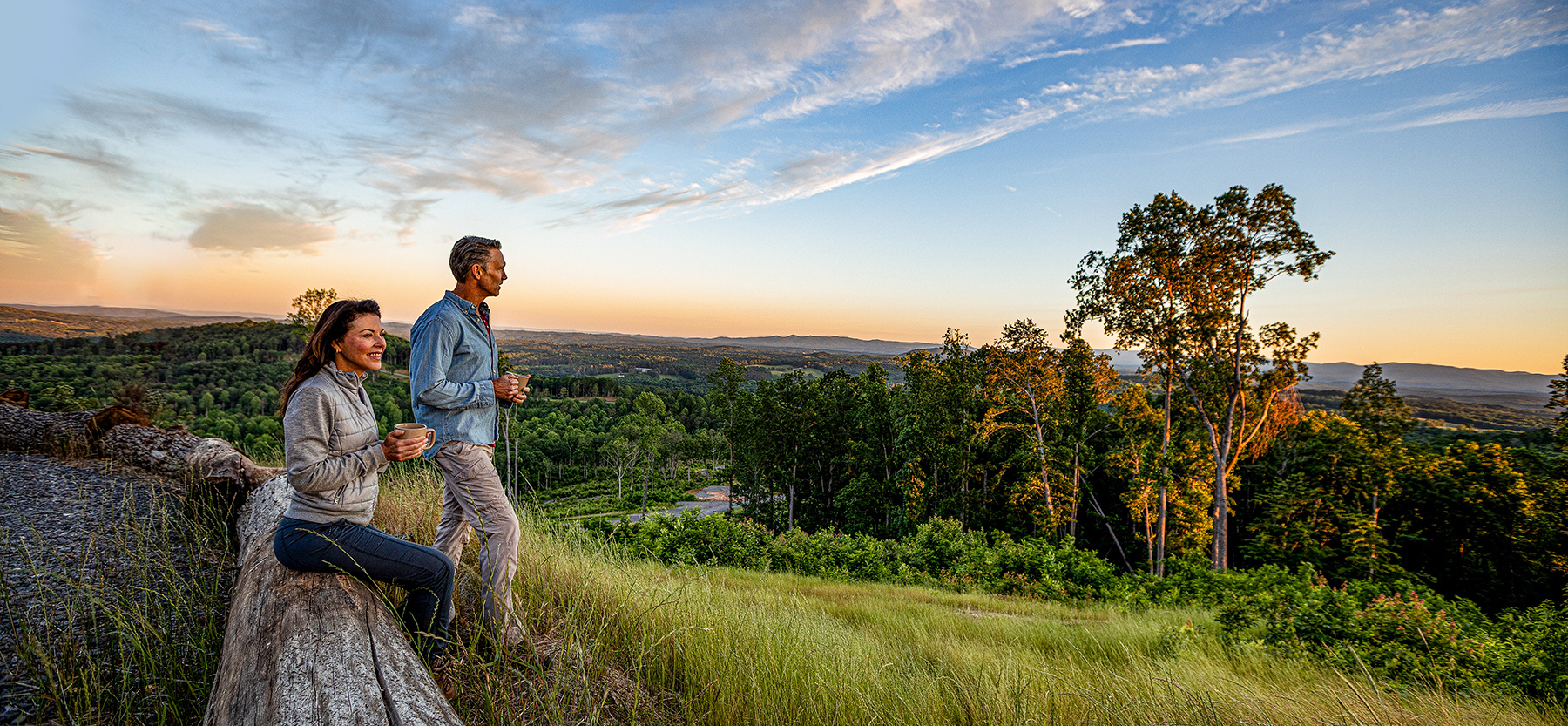 Redding-Ellijay-104 Couple Sunrise_1800X833-1